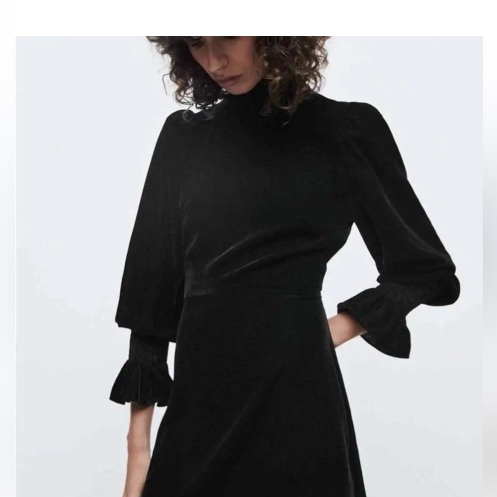 Zara Black Long Sleeve velvet mini Dress Sz XL mock neck ruffle sleeve preloved - Picture 2 of 10